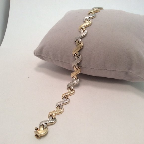 10mm Lady's 14k Yellow REAL Solid 2 Tone Gold XO Hearts and Kisses Bracelet 7'' - Picture 1 of 10
